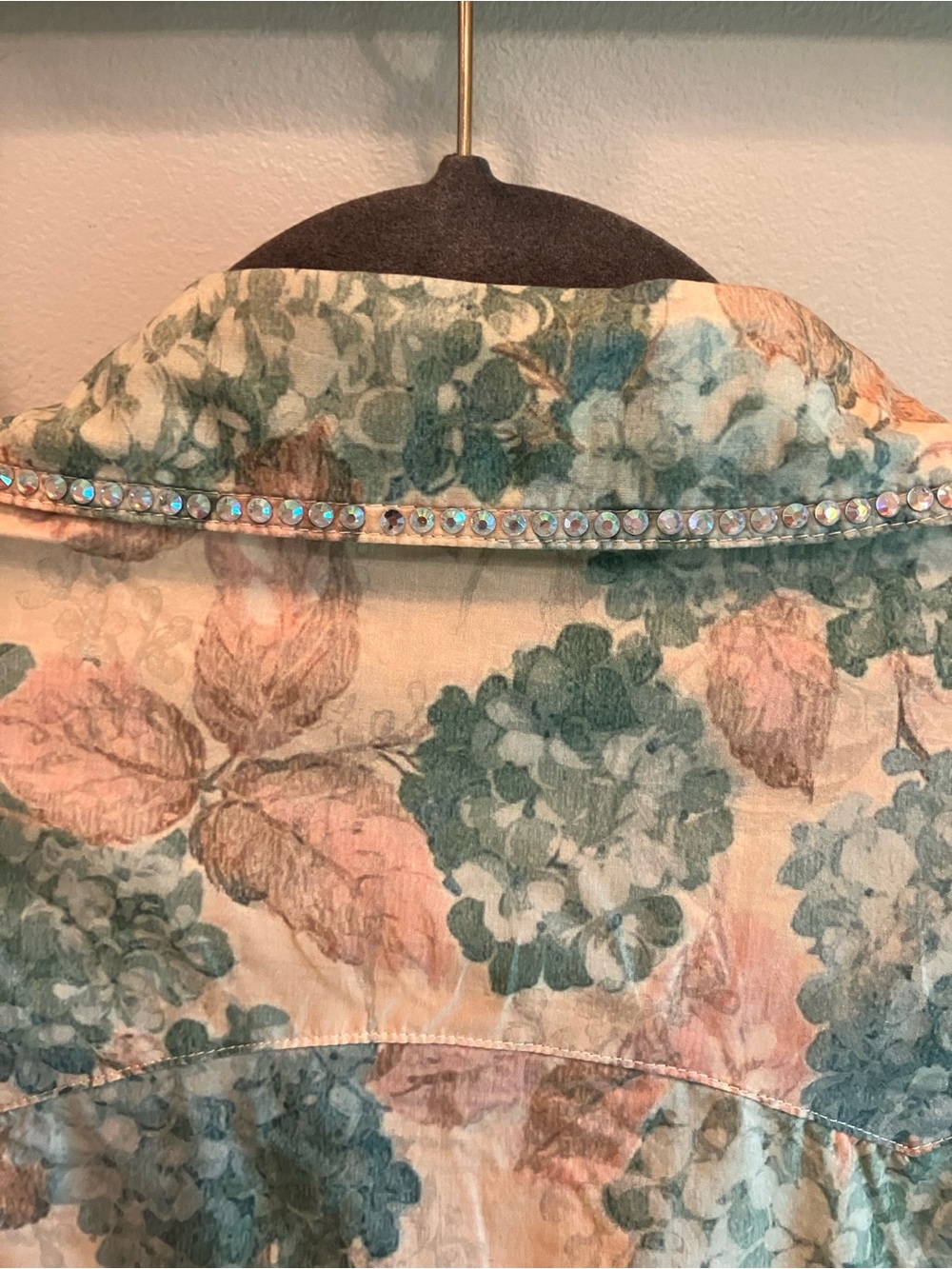 A Rare Bird Lightweight Floral Button-Up Shirt Dress/Jacket in Vintage Hydrangea - Picture 10 of 12